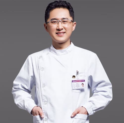 李春龙